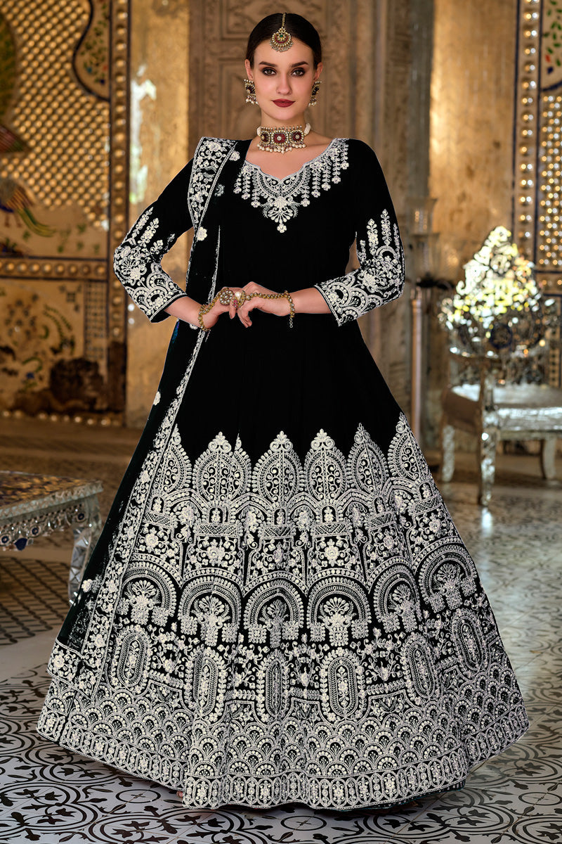 Black Velvet Fabric Sangeet Wear Miraculous Anarkali Suit