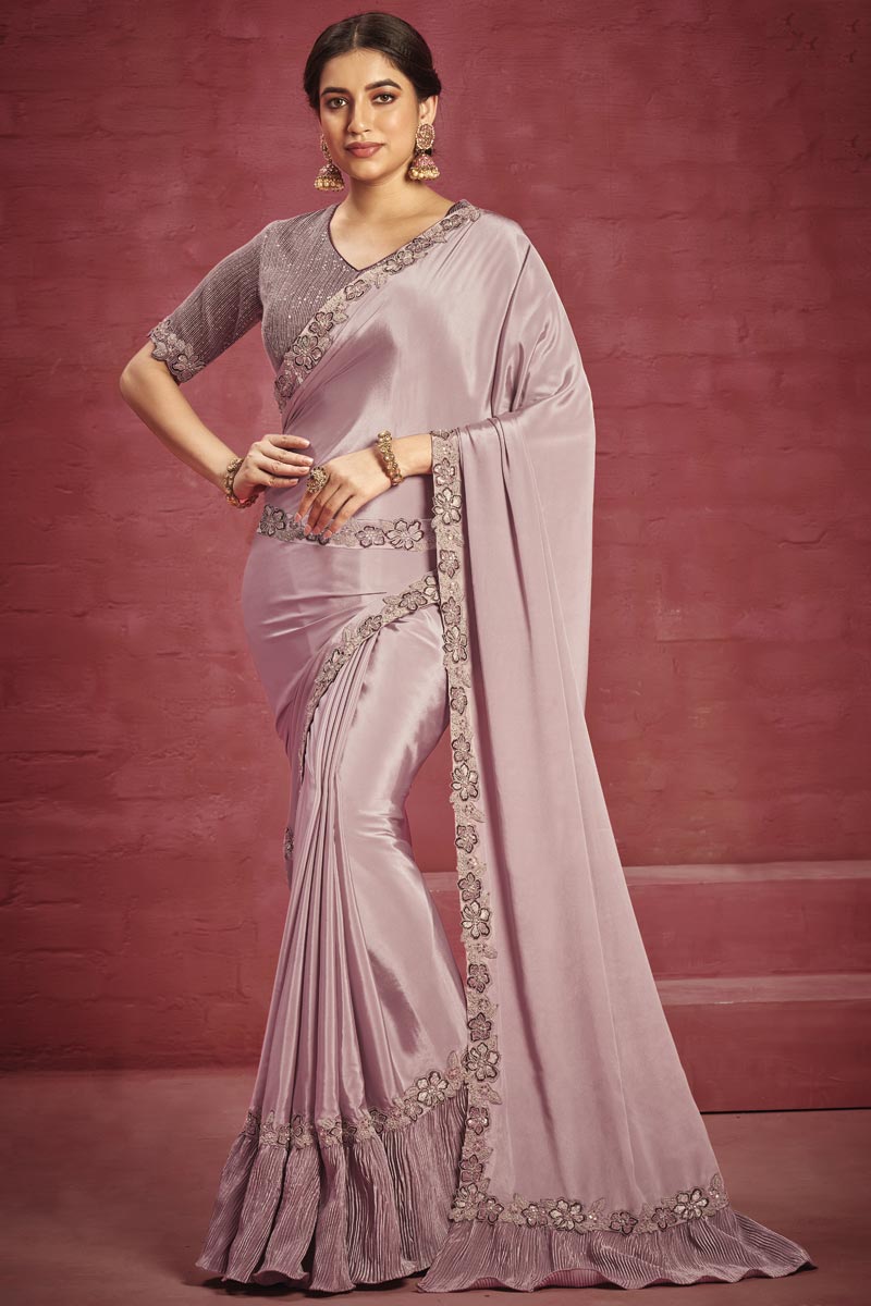 Crepe Fabric Lavender Color Patterned Saree With Border Work