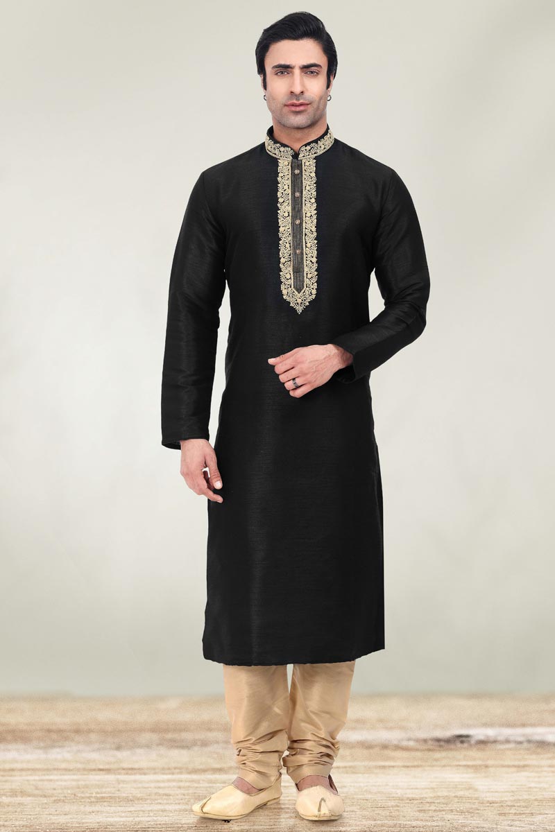 Reception Wear Attractive Readymade Men Kurta Pyjama In Black