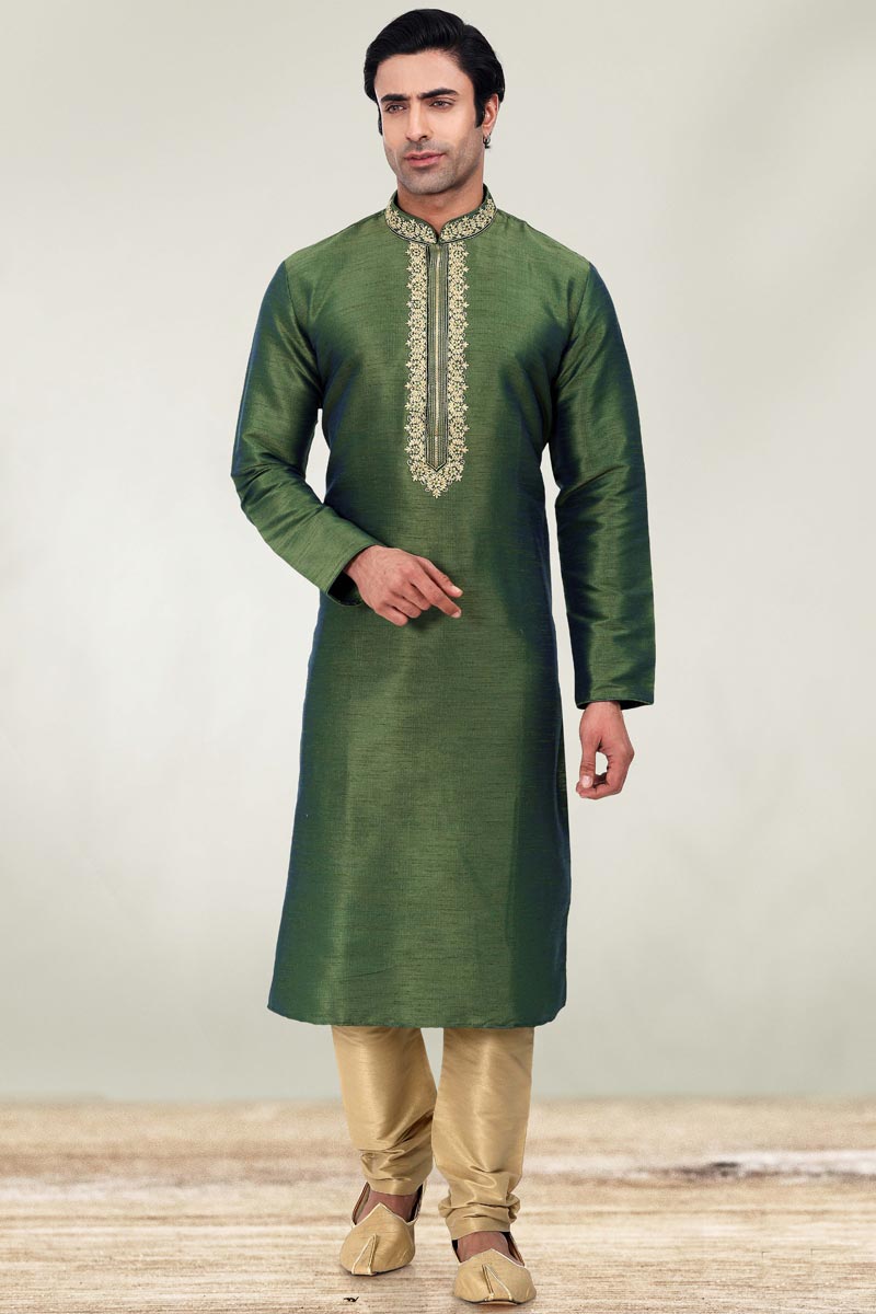 Lovely Readymade Men Kurta Pyjama For Wedding Function