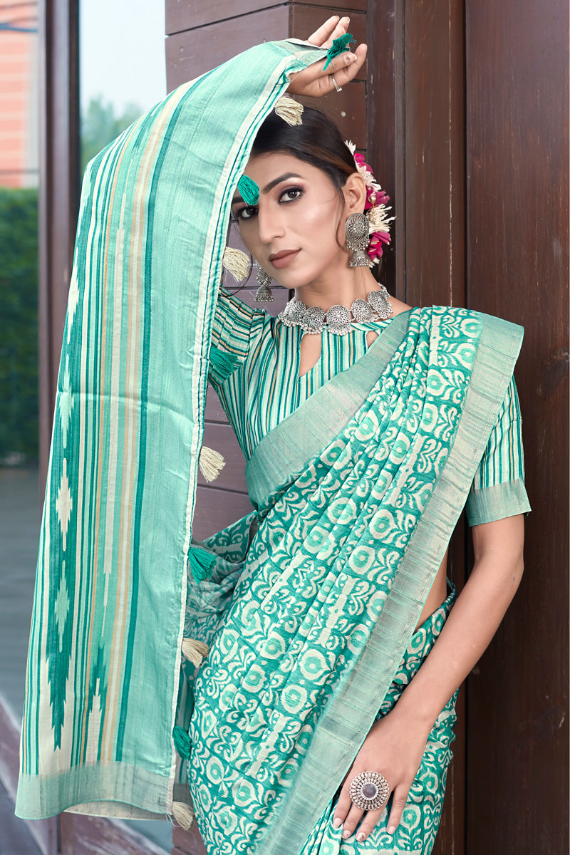 Beguiling Weaving Work On Green Color Banarasi Art Silk Saree