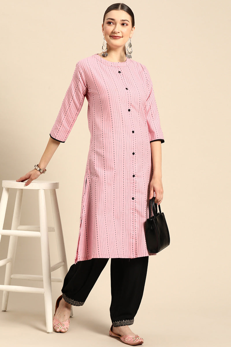 Fashionable Casual Look Pink Color Cotton Fabric Kurti